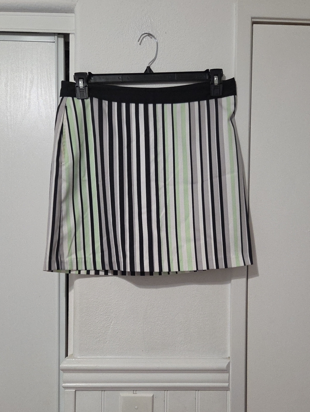 Greg Norman Collection Black, White and Light Green Striped Mini Skirt